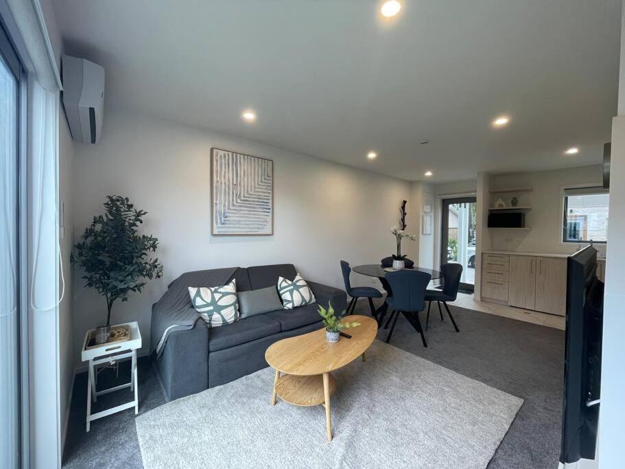 Villa Parkside Retreat - 3 Beds -Sleeps 6 Near Westfield Christchurch Exterior foto