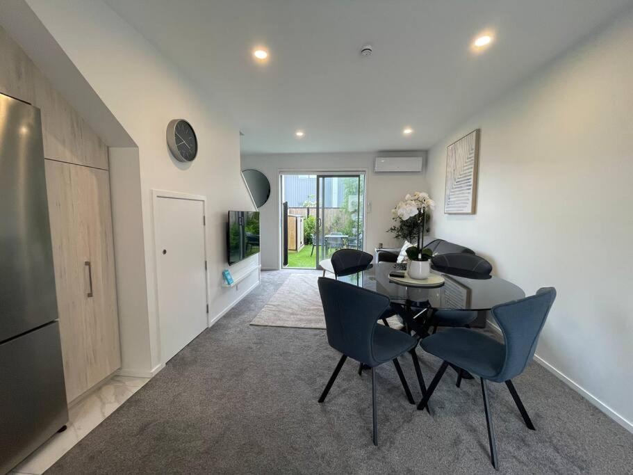 Villa Parkside Retreat - 3 Beds -Sleeps 6 Near Westfield Christchurch Exterior foto